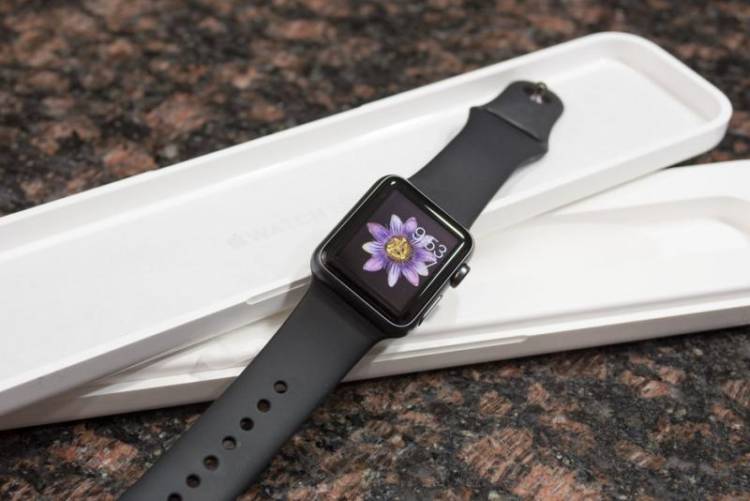 Старые Apple Watch будут обменивать на Apple Watch Series 2 вместе ремонта по гарантии