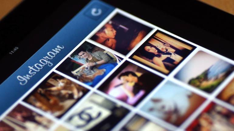 Как запостить пост в Instagram с разных аккаунтов